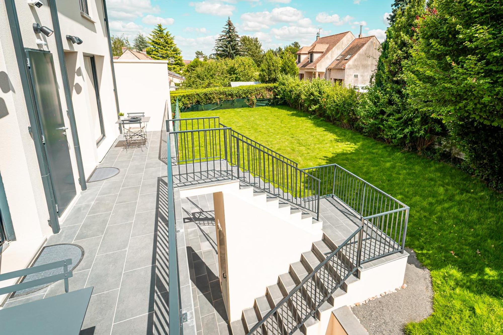 Le Cool Plex Duplex Avec Jardin, Disney 10Mn Esbly Экстерьер фото